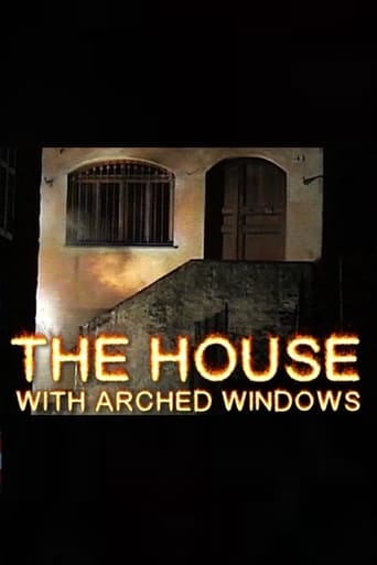 La casa con le finestre ad archi