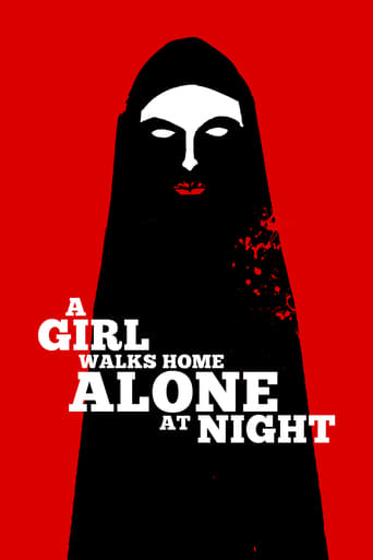Una chica vuelve a casa sola de noche